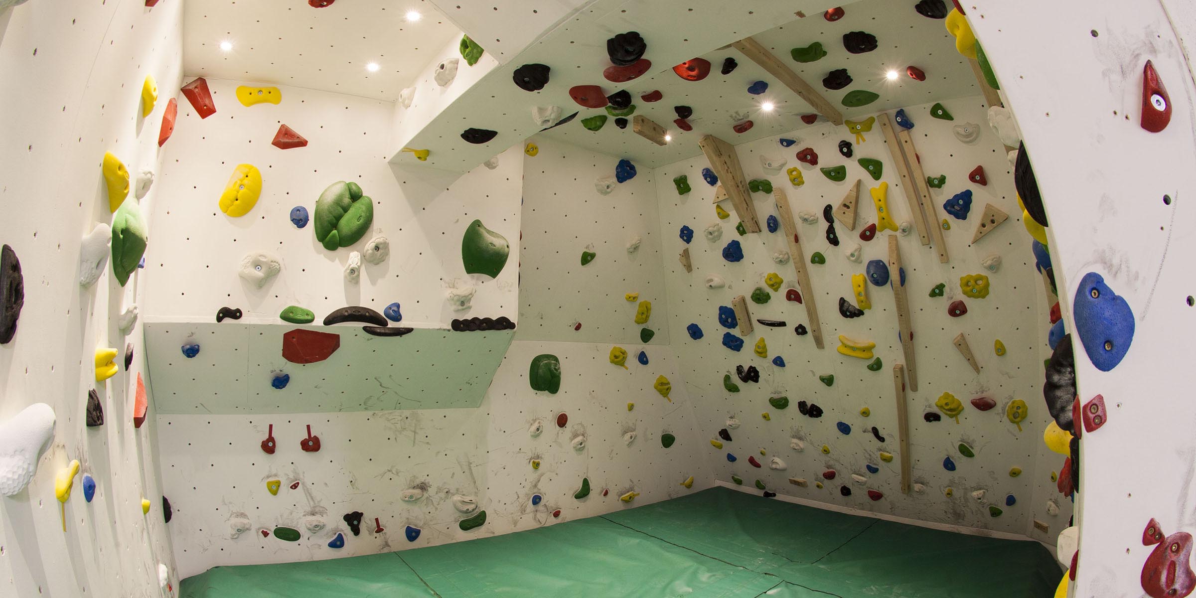 Climbing room